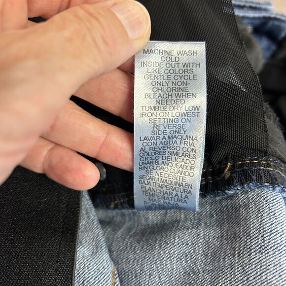 Democracy Blue Medium Wash Mid-Rise Distressed Ab-Solution Cropped Jeans Size 14 - Picture 11 of 15